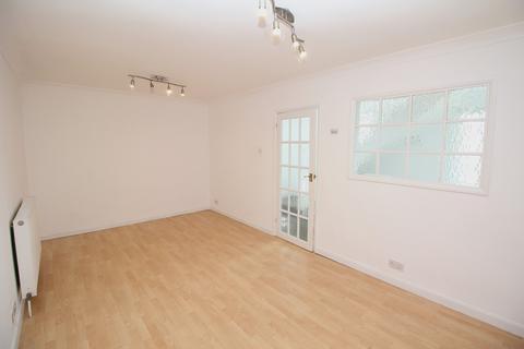 4 bedroom detached house to rent, Leaside, SS7