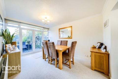 10 Towers Close, Kenilworth, CV8 1FG