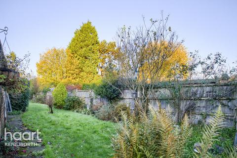 10 Towers Close, Kenilworth, CV8 1FG