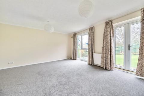 3 bedroom end of terrace house to rent, Kestrel Close, Winchester, Hampshire, SO22