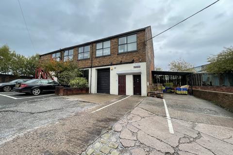 Industrial unit to rent, Unit 20GF, Newfield Industrial Estate, Stoke-on-Trent, ST6 5PD