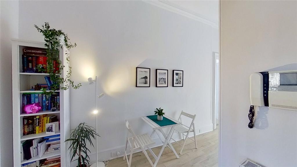 Apartment in Edinburgh, Haymarket, West End - View 5