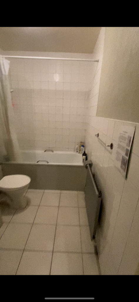 Large Double room for rent in E14 Poplar