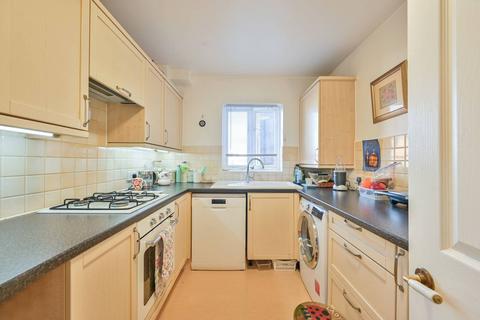 2 bedroom flat for sale, Brondesbury Park, Brondesbury Park, London, NW6