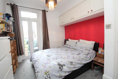 2 bedroom flat for sale - Stirling Place, Hove BN3