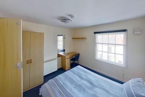 4 bedroom flat to rent - 168b, North Sherwood Street, NOTTINGHAM NG1 4EF