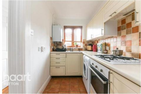 2 bedroom terraced house to rent, Alpine View, Carshalton