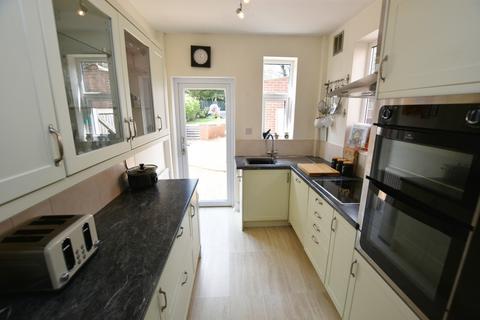 15 Braemar Road, Solihull, B92 8BU