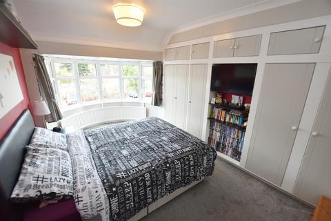 15 Braemar Road, Solihull, B92 8BU