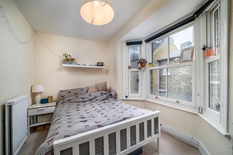 Flat 3, 6 Beechmore Road, London, SW11 4ET