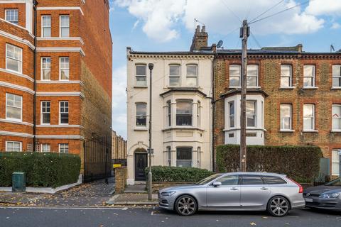 Flat 3, 6 Beechmore Road, London, SW11 4ET