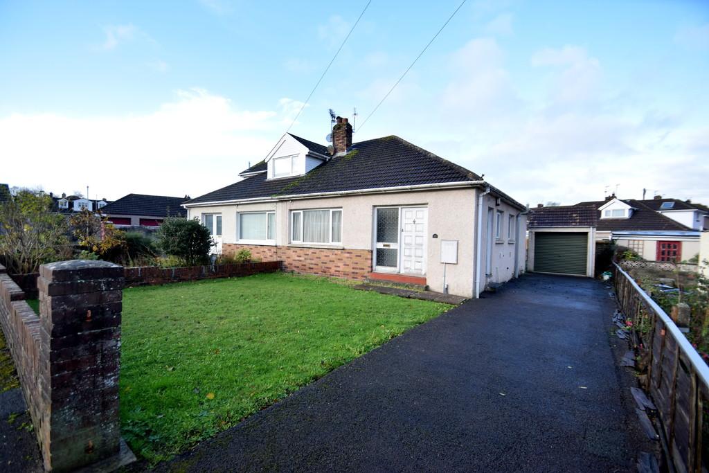 Moorlands Road, Bridgend, Bridgend... 2 bed semidetached bungalow £