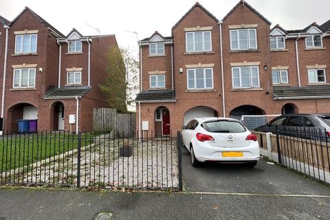 3 bedroom townhouse for sale - Hansby Drive, Hunts Cross, Liverpool