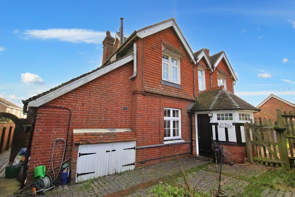 Horam, Heathfield 1 bed apartment £160,000