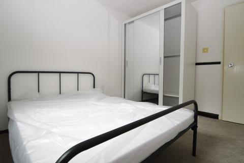 1 bedroom ground floor flat to rent, Red Lion Lane, London, SE18 4JH