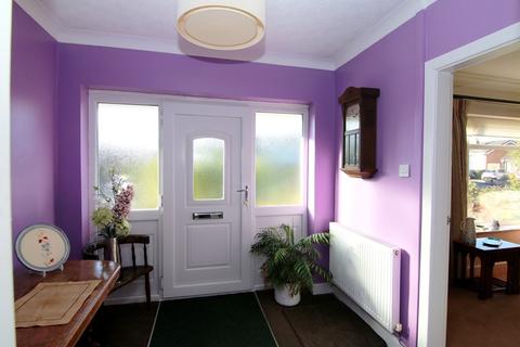 3 bedroom detached bungalow for sale - Old Hall Park, Guilden Sutton, Chester, CH3