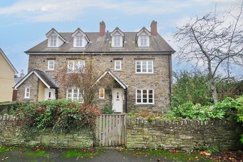 4 bedroom semi-detached house to rent - The Orchard, Clyro