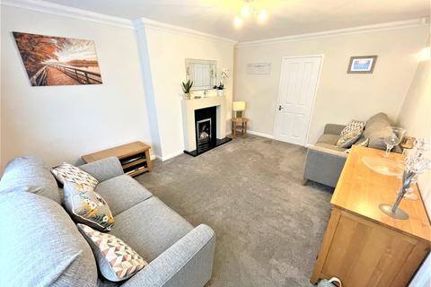 3 bedroom townhouse to rent - Park Road, Bramley