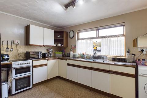 3 bedroom semi-detached house for sale - Four Roads, Kidwelly