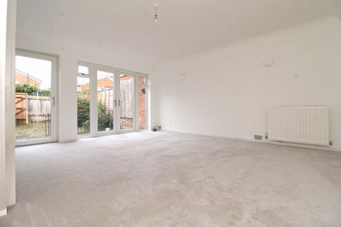 6 Burnside Gardens, Walsall, WS5 3LB