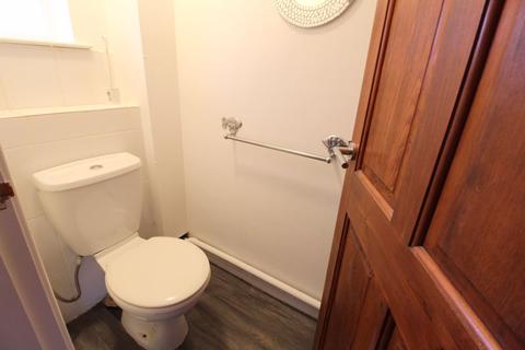 6 Burnside Gardens, Walsall, WS5 3LB