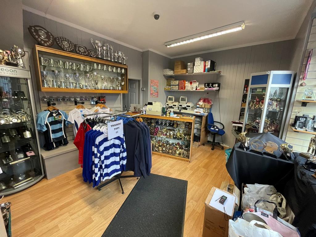 Market street galashiels td1 shop 625 pcm 144 pw 