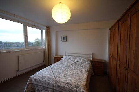 2 bedroom flat to rent - Roman Road, Bethnal Green, London, E2 0PH