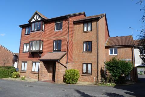 1 bedroom flat to rent - Shaw Drive, WALTON-ON-THAMES, KT12