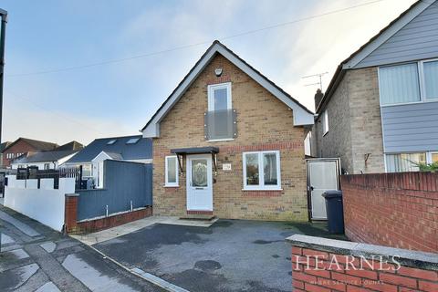 3 bedroom detached house for sale - Glenville Road, Bournemouth, BH10