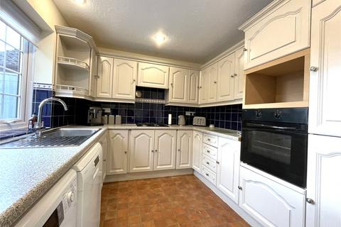 4 bedroom detached house to rent, Orchard Way, North Bradley