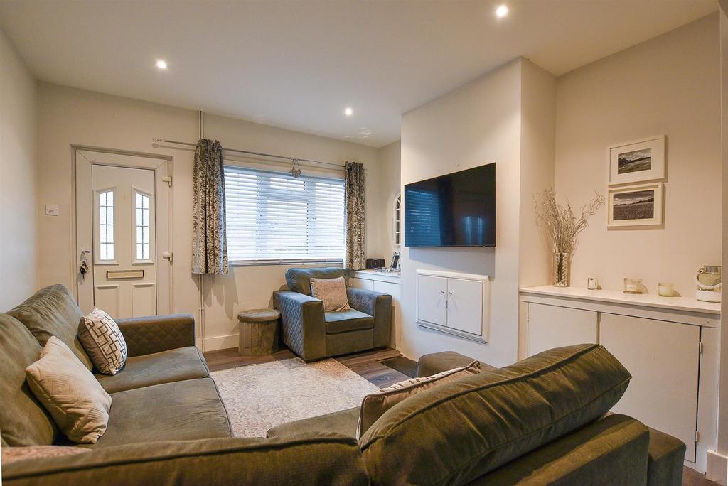 Bush Row, Aylesford 3 bed terraced house £290,000