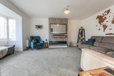 3 bedroom detached house for sale - Barty Way, Thurnham, Maidstone