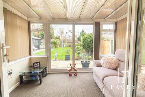 3 bedroom chalet for sale - Upper Fourth Avenue, Frinton-On-Sea