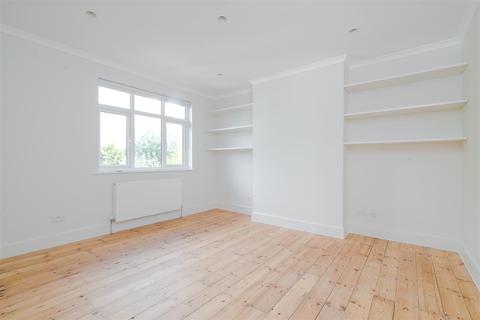 39 Exbury Road, London, SE6 4NB
