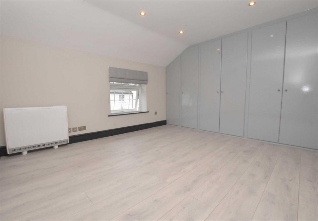 Top Flat - Bedroom