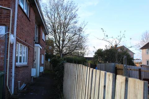 1 bedroom flat to rent - Lloyds Court, Exeter