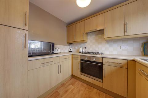 3 bedroom townhouse for sale - Limewood Close, Helmshore, Rossendale