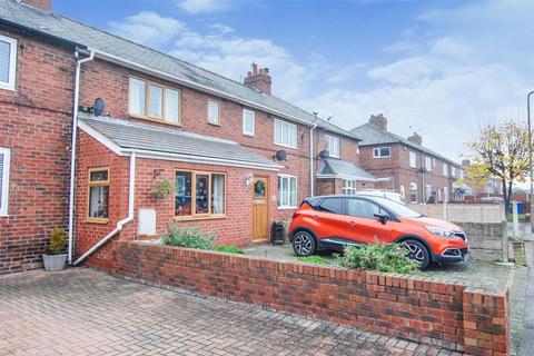 3 bedroom townhouse for sale - Broomhead Road, Wombwell, Barnsley