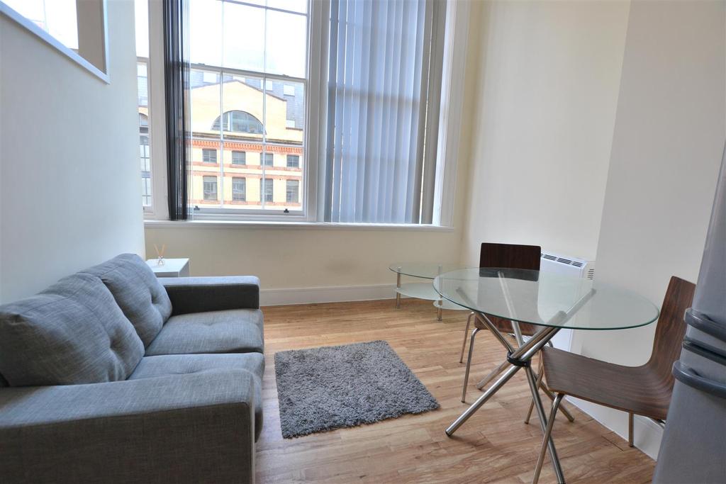 Regency Chambers, Temple Square Studio - £625 pcm (£144 pw)