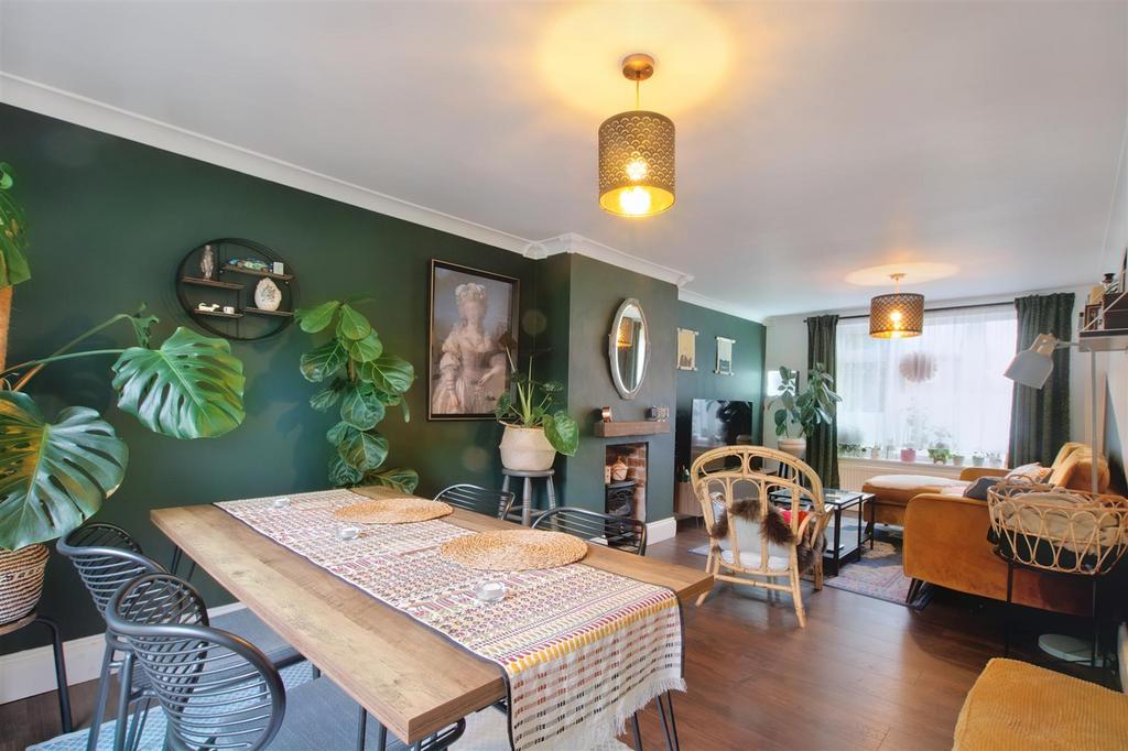Mildenhall Crescent, Nottingham 3 bed terraced house £190,000