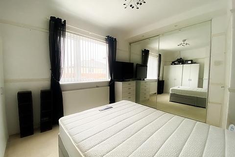 74 Bede Crescent, Wallsend, NE28 7HL