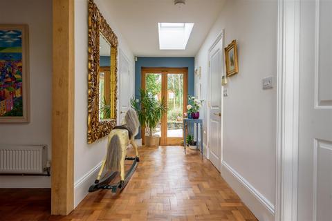 Oak Lodge Trewinnard Road, Perranwell Station, Truro, TR3 7QD