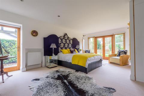 Oak Lodge Trewinnard Road, Perranwell Station, Truro, TR3 7QD