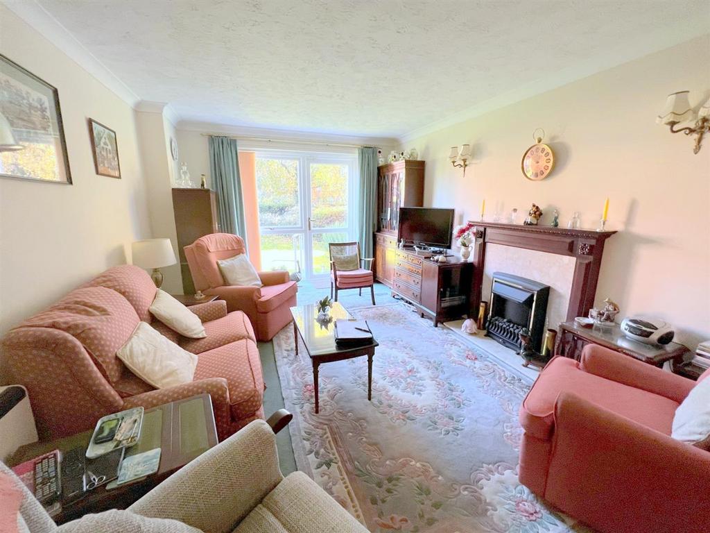 Granville Road, Meads, Eastbourne 2 bed retirement property £194,950