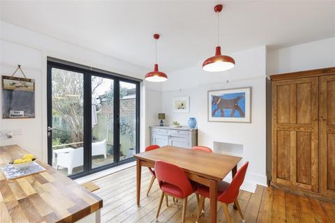 3 bedroom semi-detached house for sale - Rothbury Road, Hove