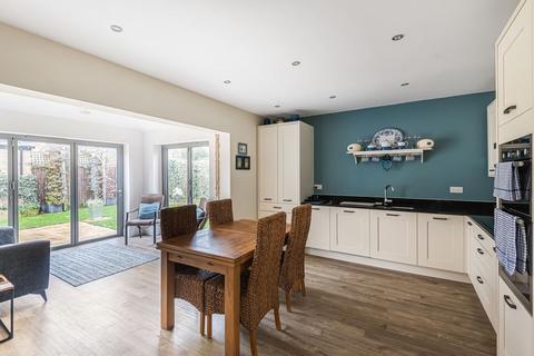 3 bedroom detached house for sale - Nightingale Way, South Cerney GL7 5WA