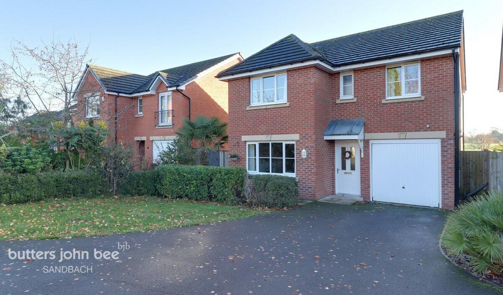 Rose Way, Sandbach 4 bed detached house £350,000