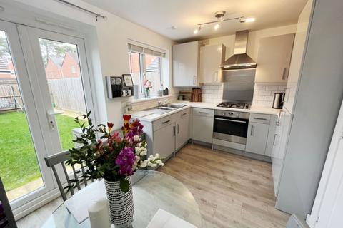 7 Ashton Way, Northampton, NN2 7AR