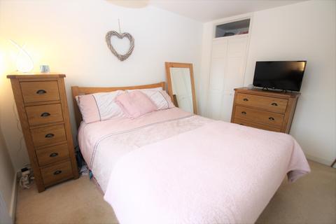 4 Glebelands, Crayford, Dartford, DA1 4RZ