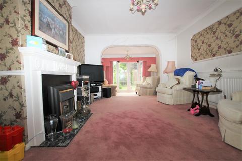 12 Fernheath Way, Dartford, DA2 7PF